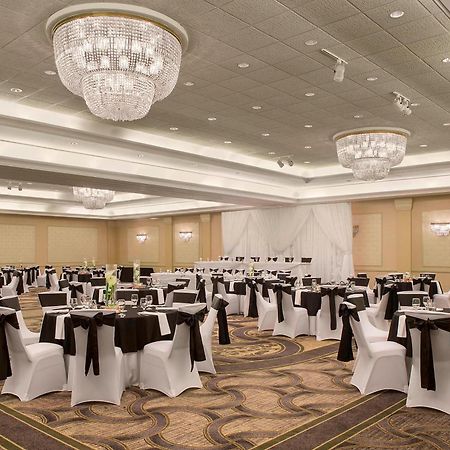 Sheraton Suites Akron Кайахога-Фолс Экстерьер фото