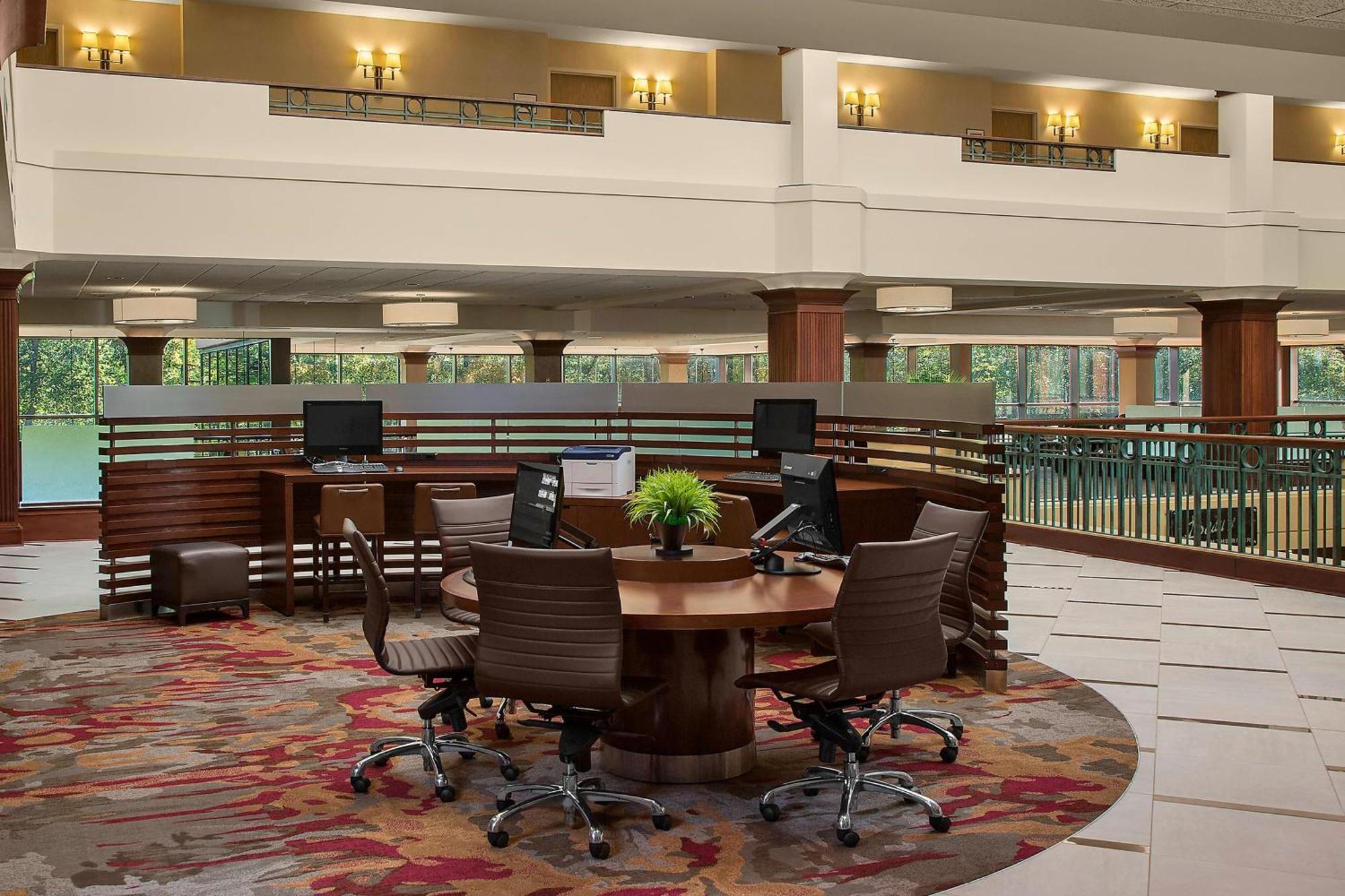 Sheraton Suites Akron Кайахога-Фолс Экстерьер фото