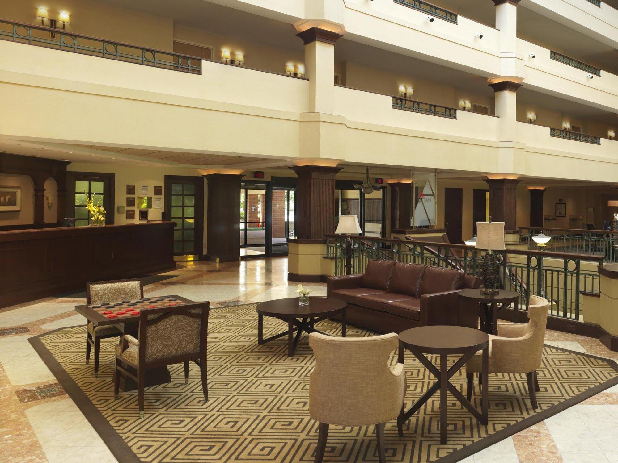 Sheraton Suites Akron Кайахога-Фолс Экстерьер фото